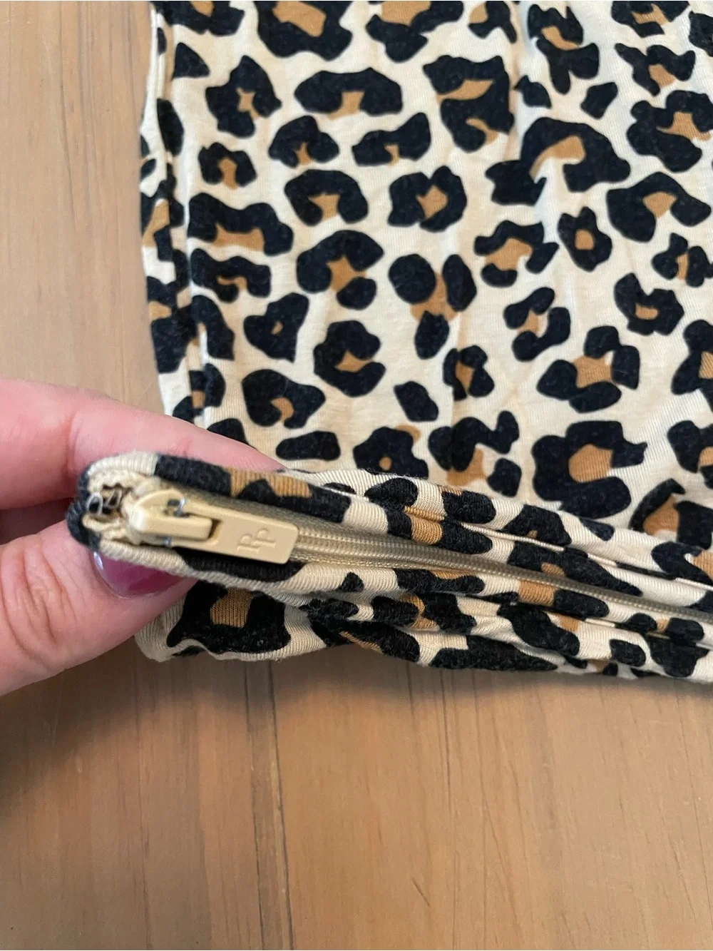 Posh bamboo zipper